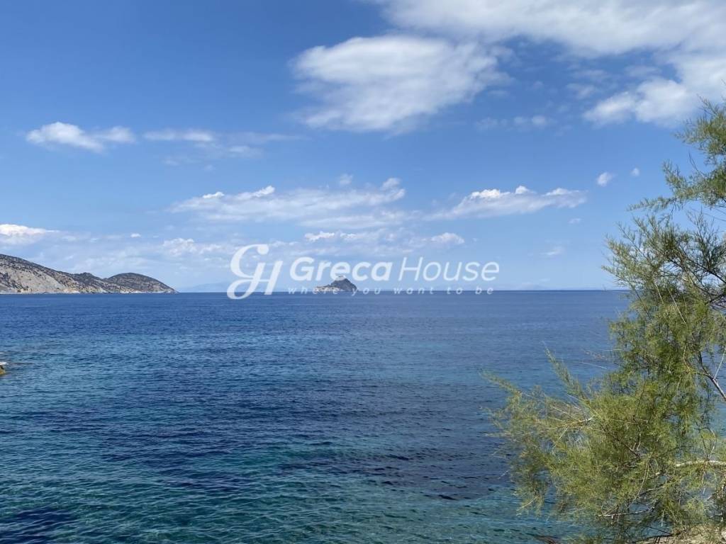 Parathalassio oikopedo pros polese