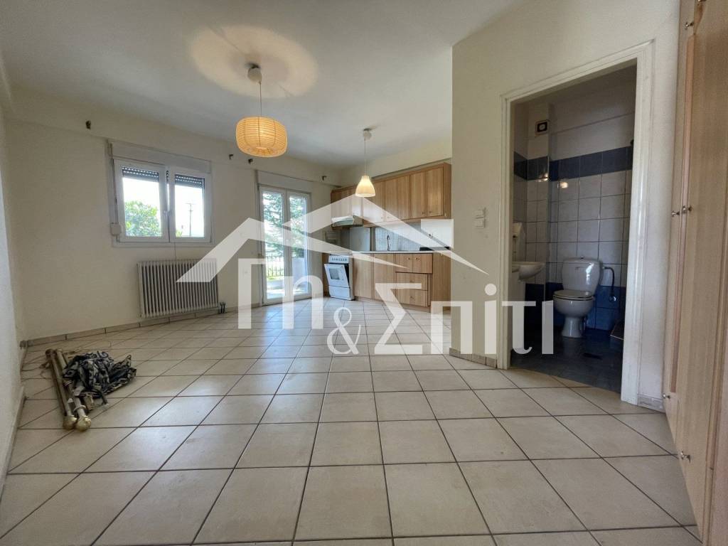 Σαλοκουζίνα