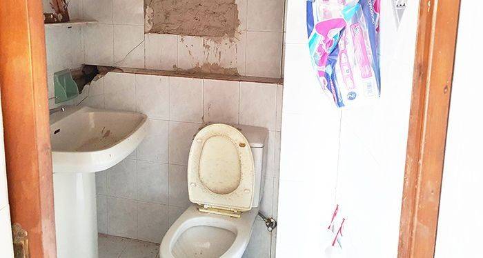 Το μπάνιο στο στούντιο