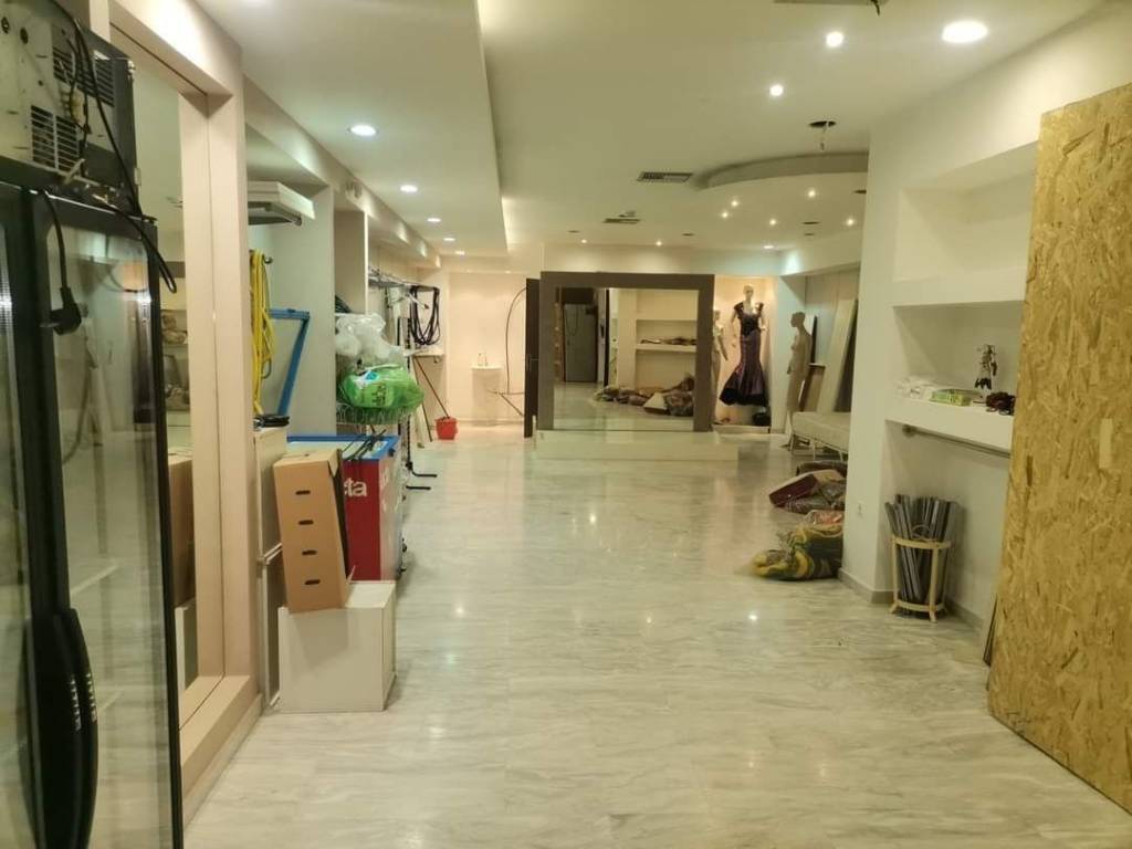 ΚΥΡΙΩΣ ΧΩΡΟΣ