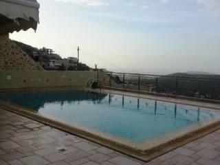 Φανταστική Πισίνα με απεριόριστη Θέα