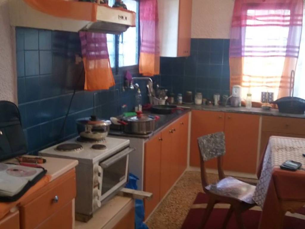 τραπεζαρία -κουζίνα