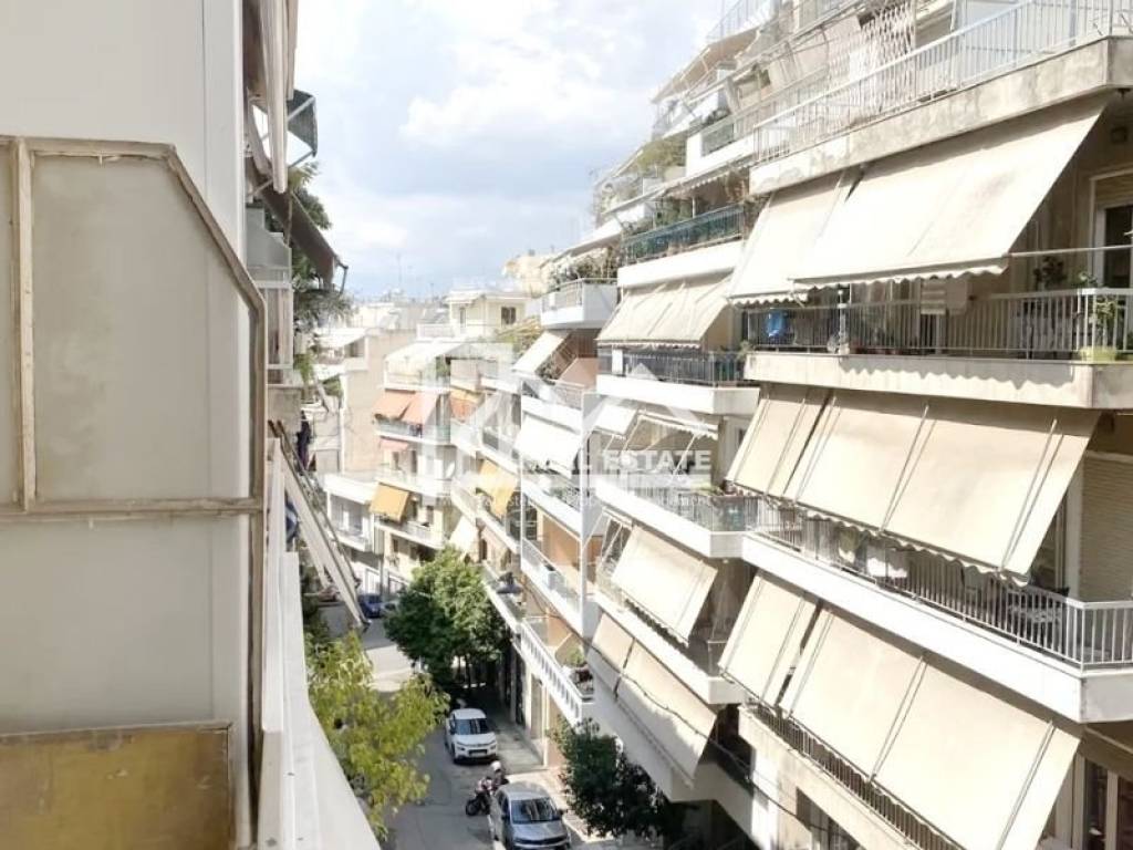 Θέα από μπαλκόνι