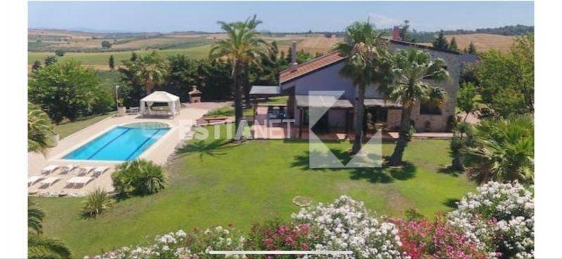 Εξωτερικός χώρος,Πισίνα