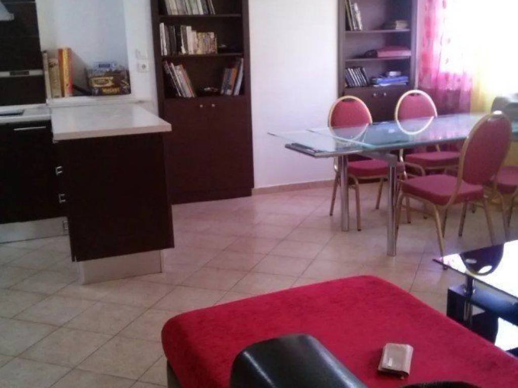 Forumland Real Estate, Σαλόνι με τζάκι