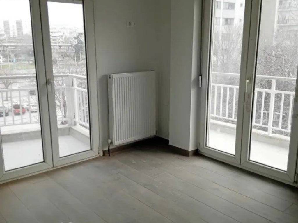 Forumland Real Estate, Σαλοκουζίνα