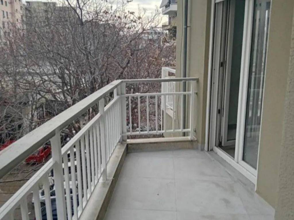 Forumland Real Estate, Βεράντες