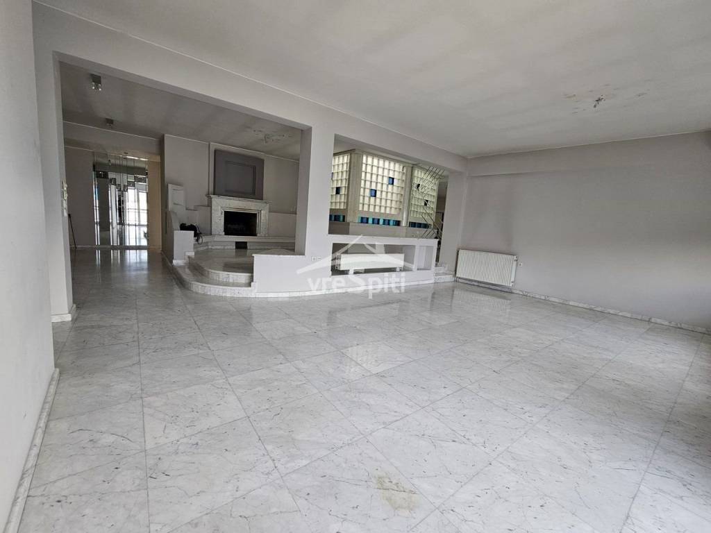 ΕΣΩΤΕΡΙΚΗ ΑΠΟΨΗ