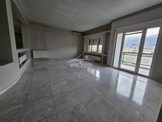 ΕΣΩΤΕΡΙΚΗ ΑΠΟΨΗ ΤΟΥ ΔΙΑΜΕΡΙΣΜΑΤΟΣ