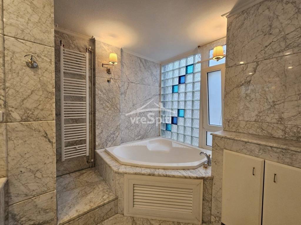 ΕΣΩΤΕΡΙΚΗ ΑΠΟΨΗ ΤΟΥ ΔΙΑΜΕΡΙΣΜΑΤΟΣ