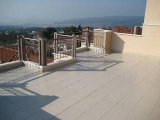 ΜΠΑΛΚΟΝΙ ΘΕΑ