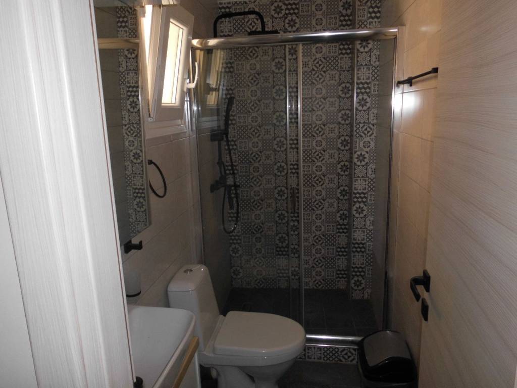 ΜΠΑΝΙΟ - ΝΤΟΥΖΙΕΡΑ