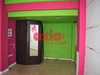 Καβάλα, Κέντρο: Ενοικιάζεται κεντρικό Κατάστημα 40τ.μ. προσόψεως στον ισόγειο χώρο της