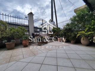 Θέα από μπαλκόνι