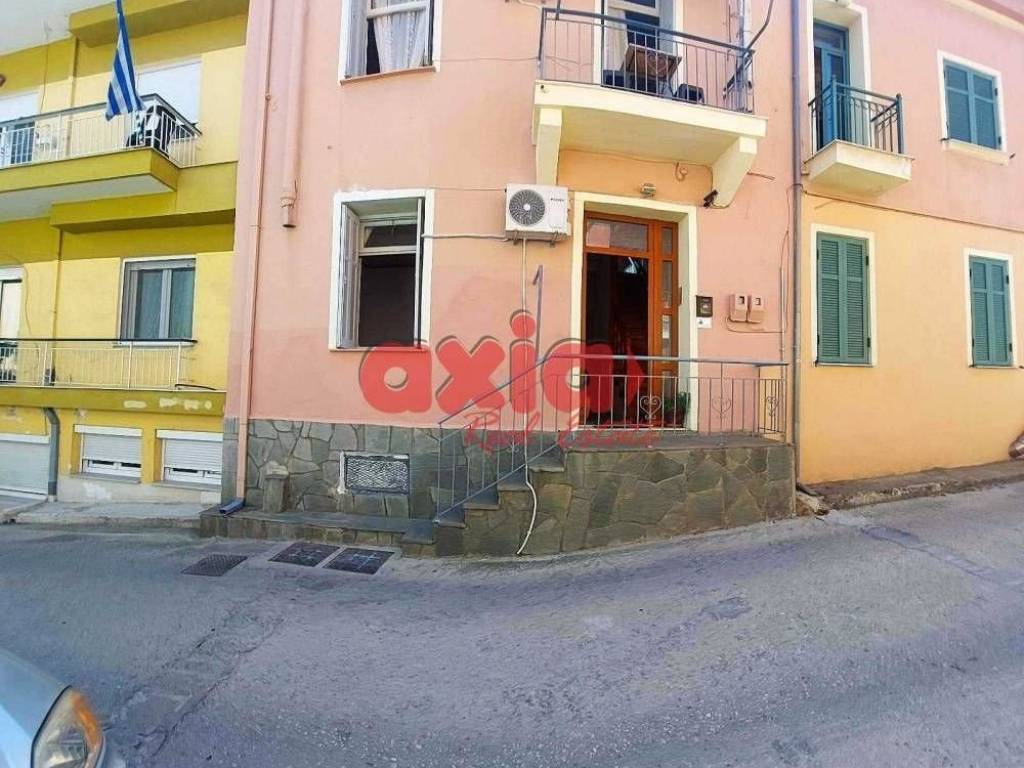 Καβάλα, Κέντρο: ΔΙΑΤΙΘΕΤΑΙ ΑΠΟ 01/9 - 30/6 Ενοικιάζεται ανακαινισμένο Διαμέρισμα 70τ.μ. στον 1ο όροφο 