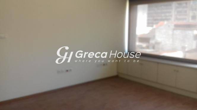 Κτίριο 10 επιπέδων προς πώληση Μοναστηράκι