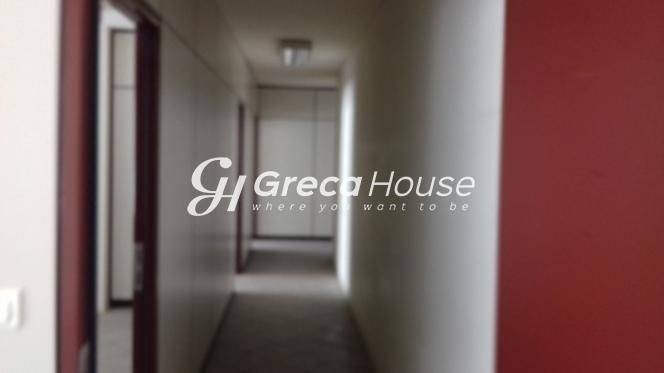 Κτίριο 10 επιπέδων προς πώληση Μοναστηράκι