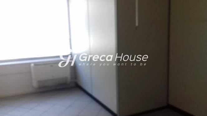 Κτίριο 10 επιπέδων προς πώληση Μοναστηράκι