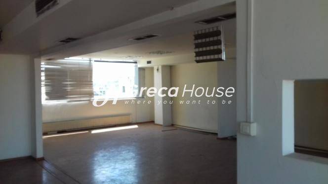 Κτίριο 10 επιπέδων προς πώληση Μοναστηράκι