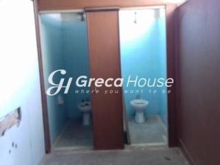 Κτίριο 10 επιπέδων προς πώληση Μοναστηράκι