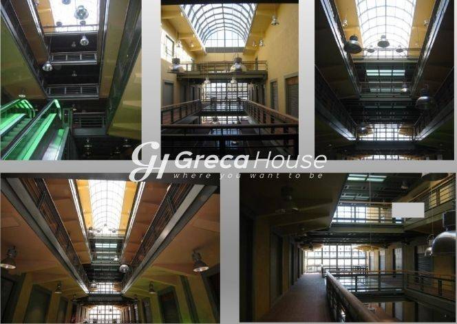 Building for sale in Peiraias