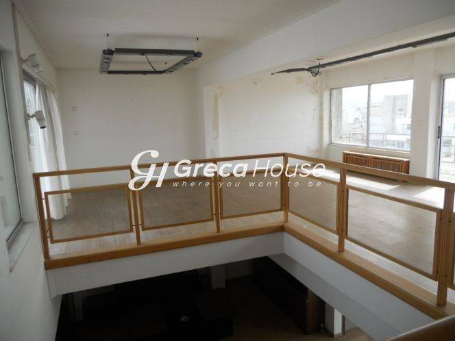 Building for sale in Athens