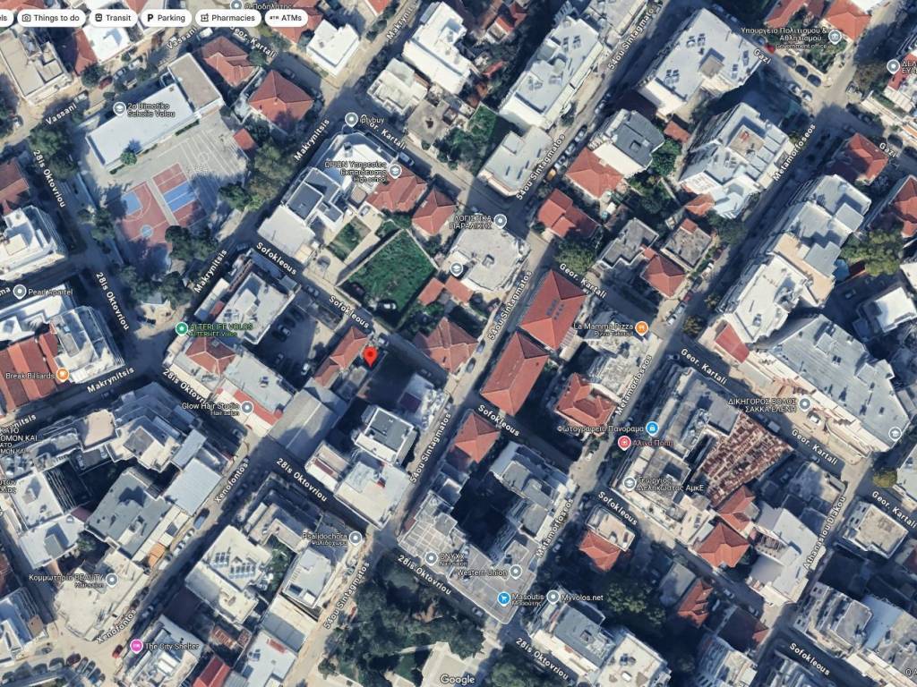 Σοφοκλέους 6-8, Βόλος