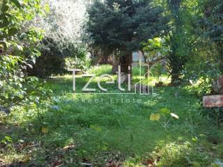 Άποψη οικοπέδου