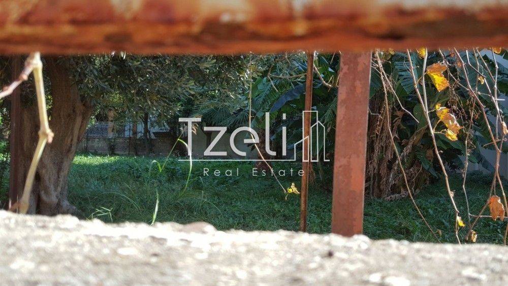 Άποψη οικοπέδου