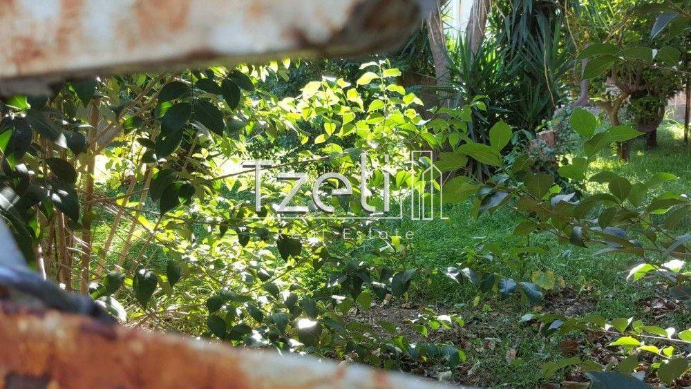 Άποψη οικοπέδου