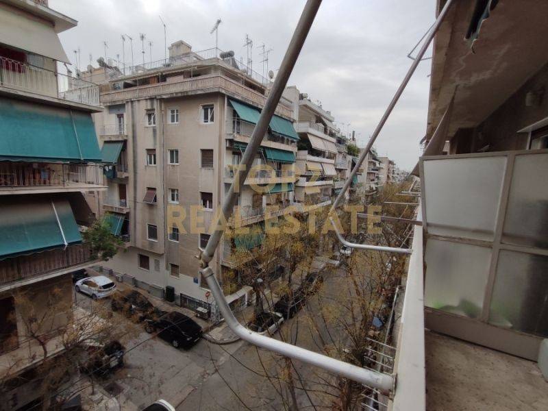 Θέα από μπαλκόνι