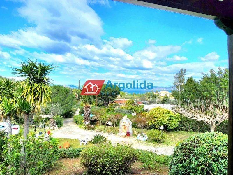 Θέα από μπαλκόνι