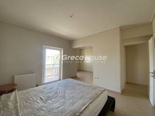 Διαμέρισμα με θέα θάλασσα στη Γλυφάδα