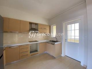 Διαμέρισμα με θέα θάλασσα στη Γλυφάδα