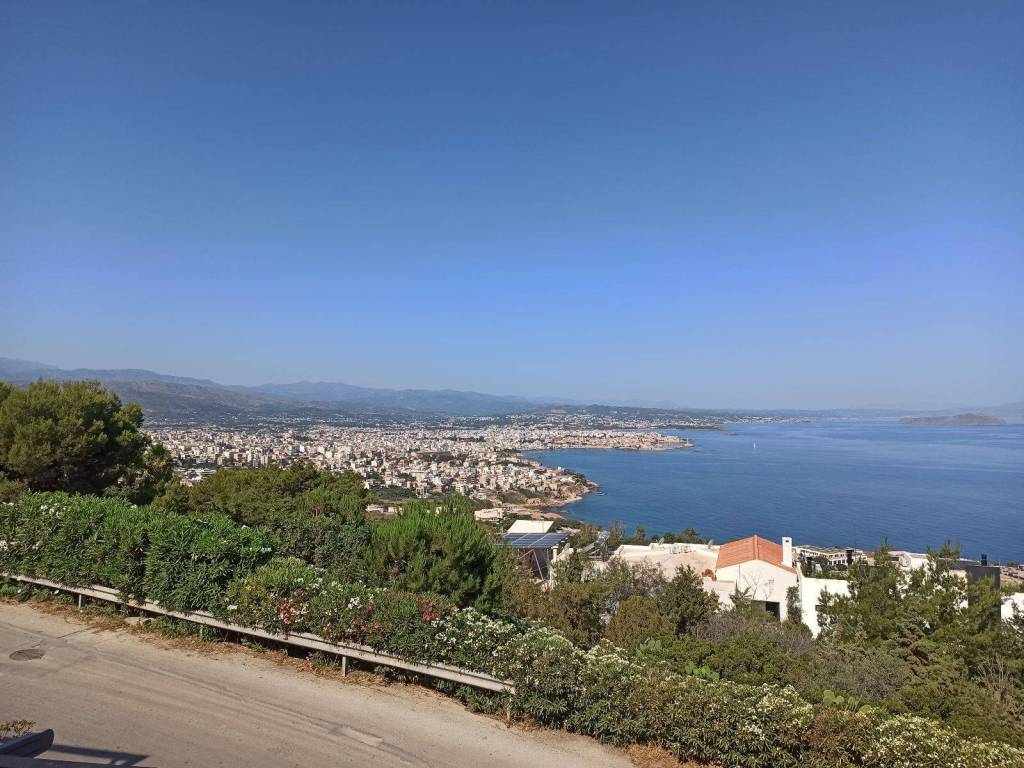 Θέα από το διαμέρισμα