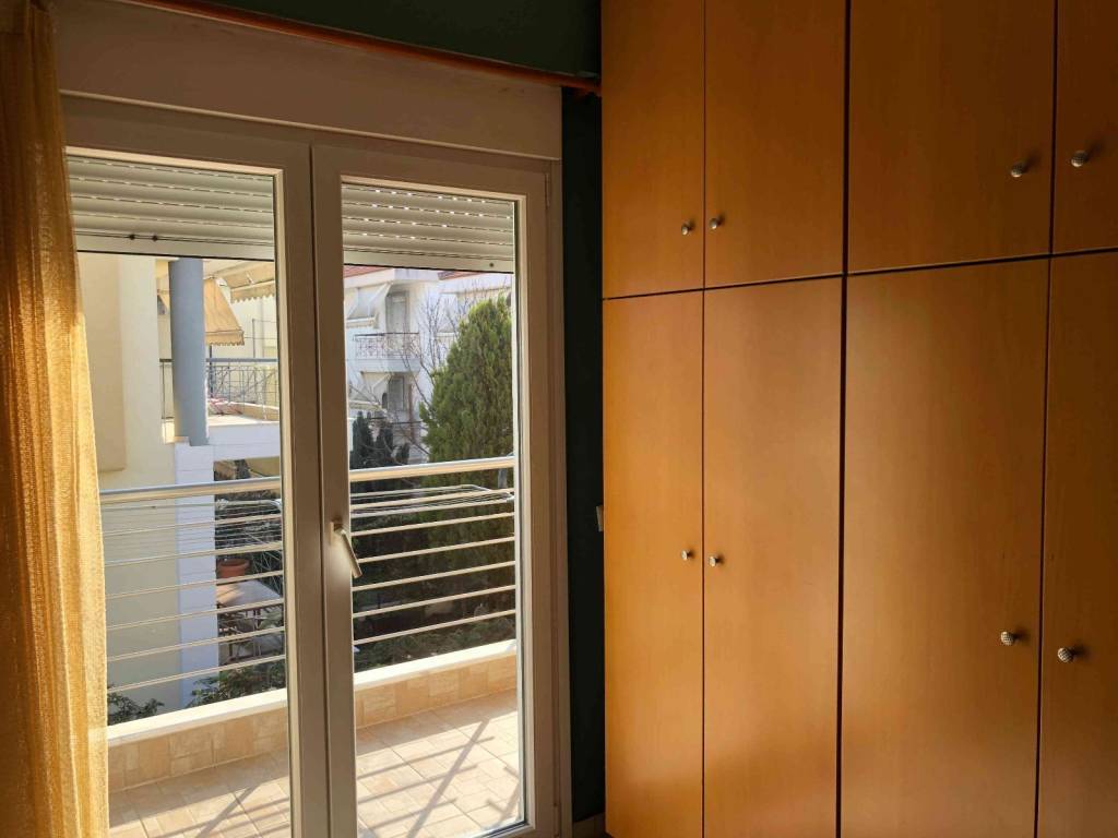 δωμάτιο 2 στον 1 ο όροφο