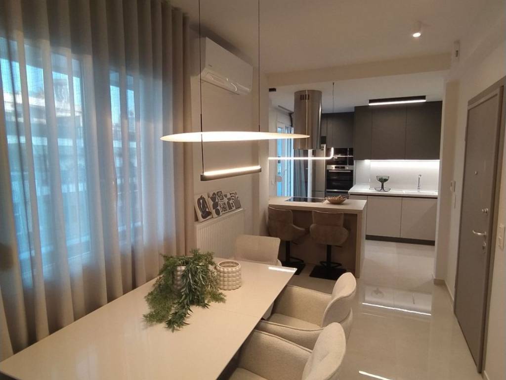 ANYPLACE MESITIKES YPERESIES