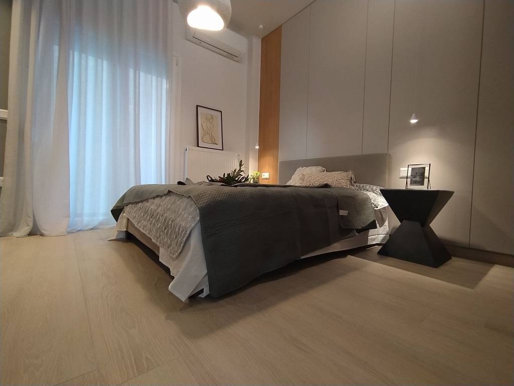 ANYPLACE MESITIKES YPERESIES