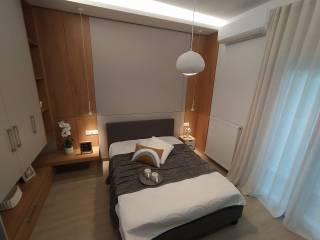 ANYPLACE MESITIKES YPERESIES