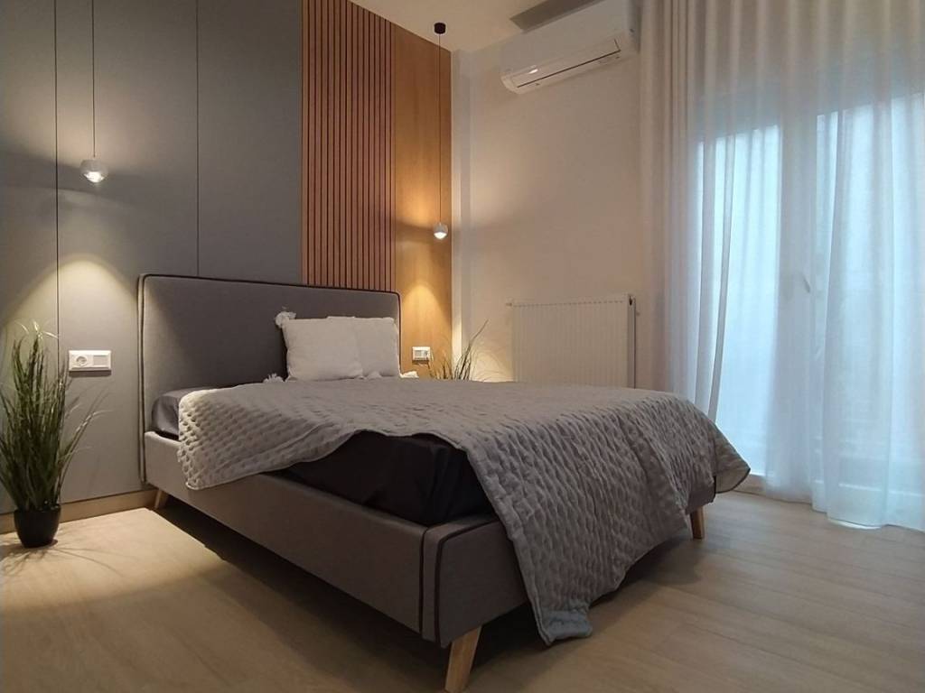 ANYPLACE MESITIKES YPERESIES