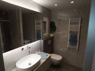 ANYPLACE MESITIKES YPERESIES