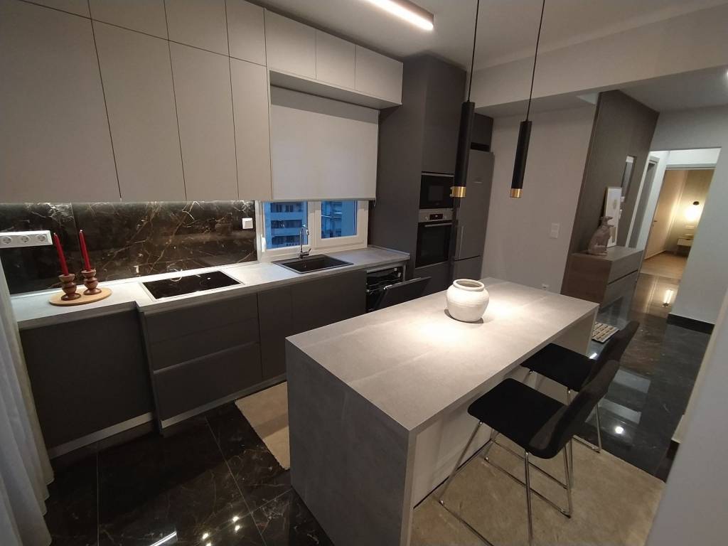 ANYPLACE MESITIKES YPERESIES