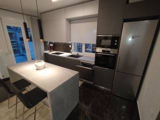 ANYPLACE MESITIKES YPERESIES