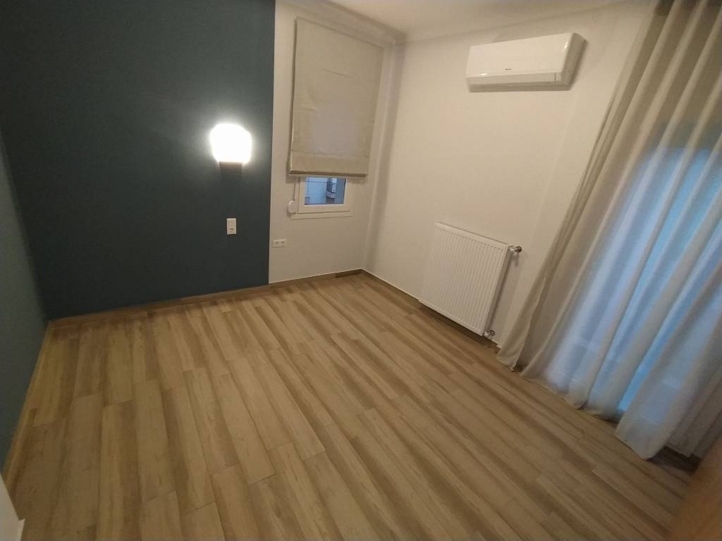 ANYPLACE MESITIKES YPERESIES