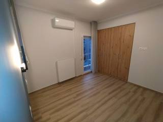 ANYPLACE MESITIKES YPERESIES