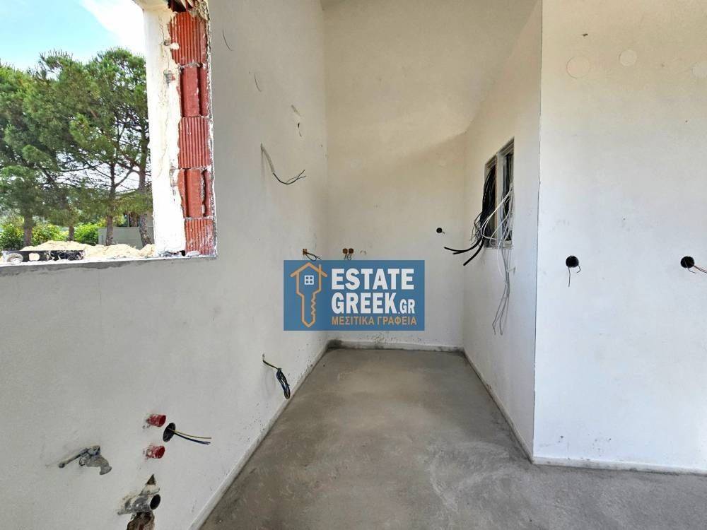 ★ Οικόπεδο 400τμ ★ ΙΔΙΩΤΙΚΗ πισίνα 40τμ ★ 3 υπνοδωμάτια + 3 μπάνια ★ 