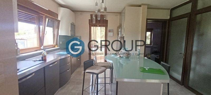 Σαλονοκουζίνα