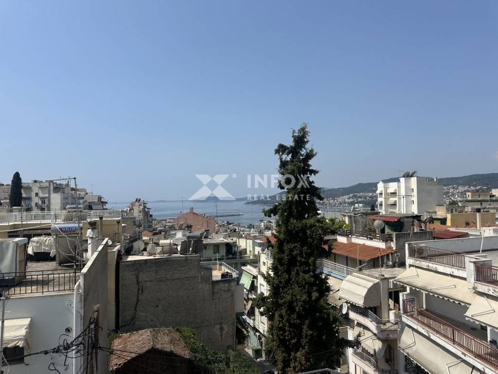 Θέα από μπαλκόνι