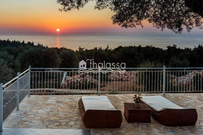 Θέα από μπαλκόνι