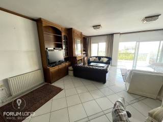 Forumland Real Estate, Σαλόνι με τζάκι